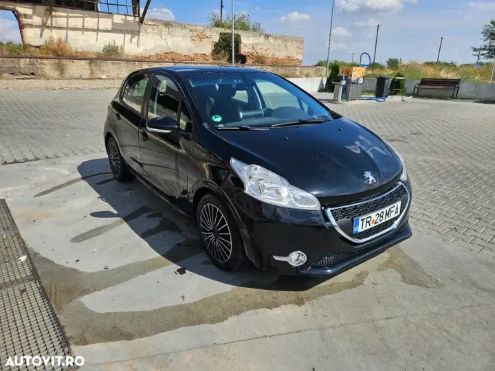 Peugeot 208 I e-HDi 68 EGS5 Stop&Start Active