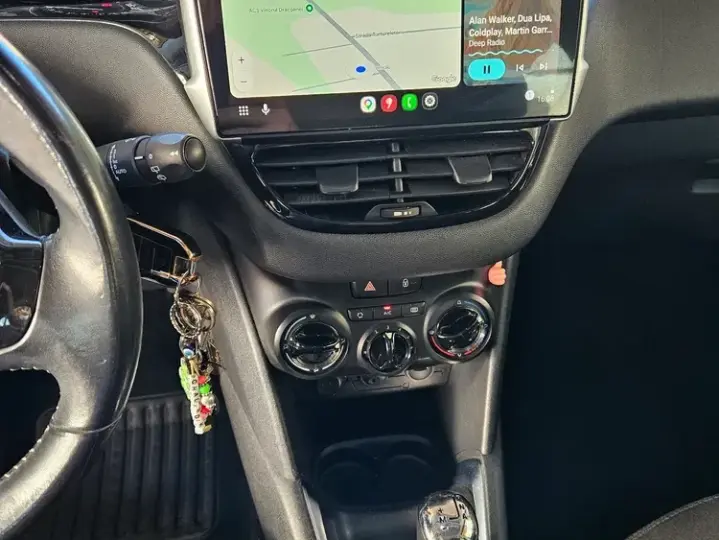 Peugeot 208 I e-HDi 68 EGS5 Stop&Start Active