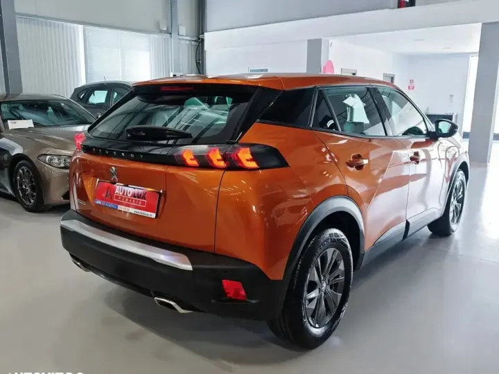 Peugeot 2008 II PureTech 130 EAT8 Active