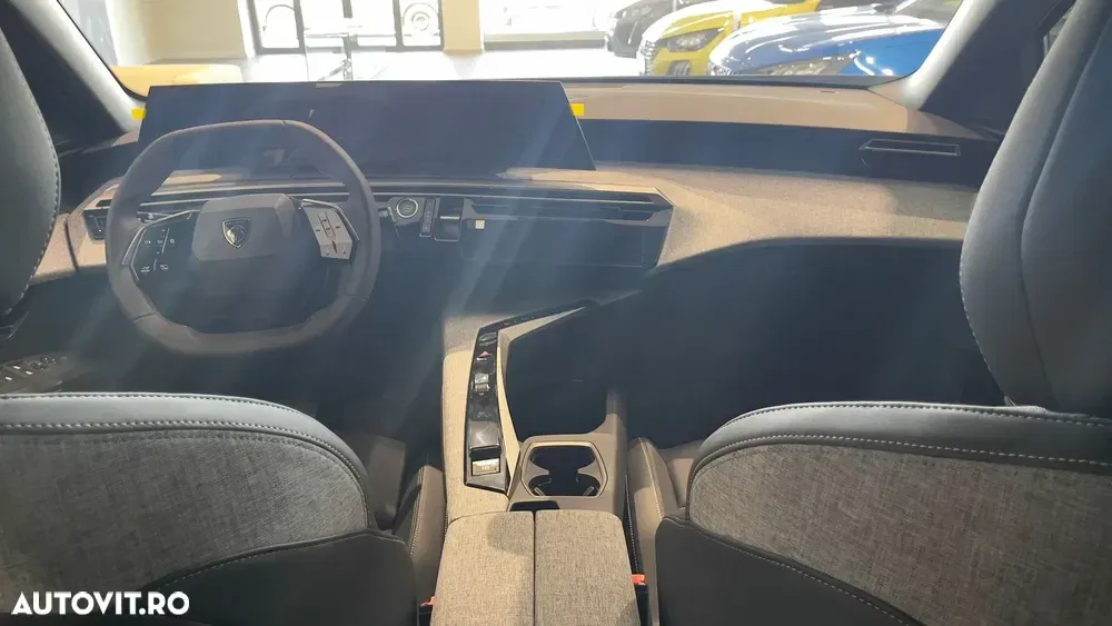 Peugeot 3008 1.2 Hybrid 145 e-DCS6 Allure — imagine 6