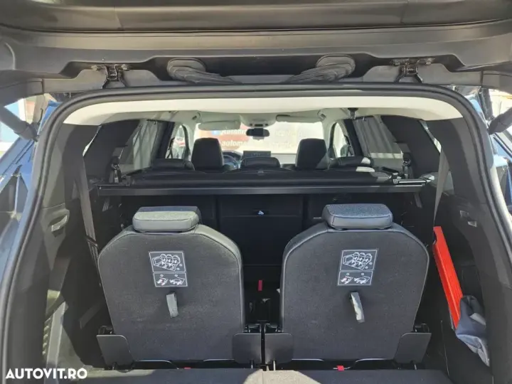 Peugeot 5008 II BlueHDI 130 EAT8 Allure Business-Paket