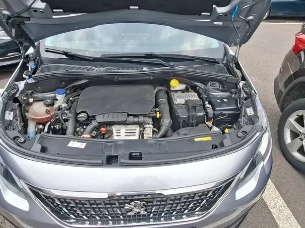 Peugeot 2008 I 1.2 PureTech Turbo EAT6 S&S Allure