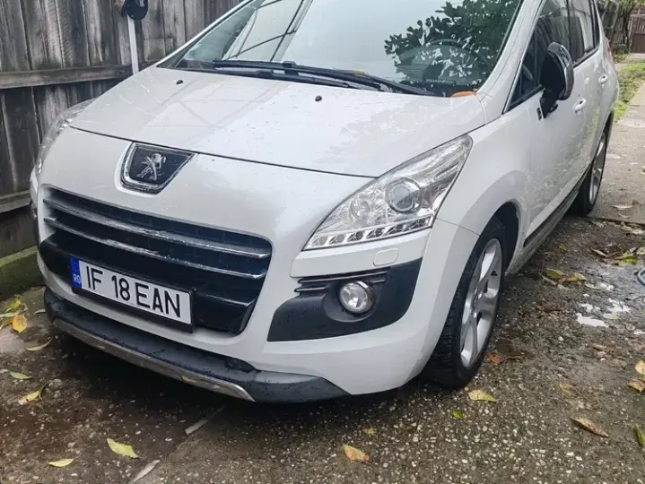 Peugeot 3008 I HYbrid4