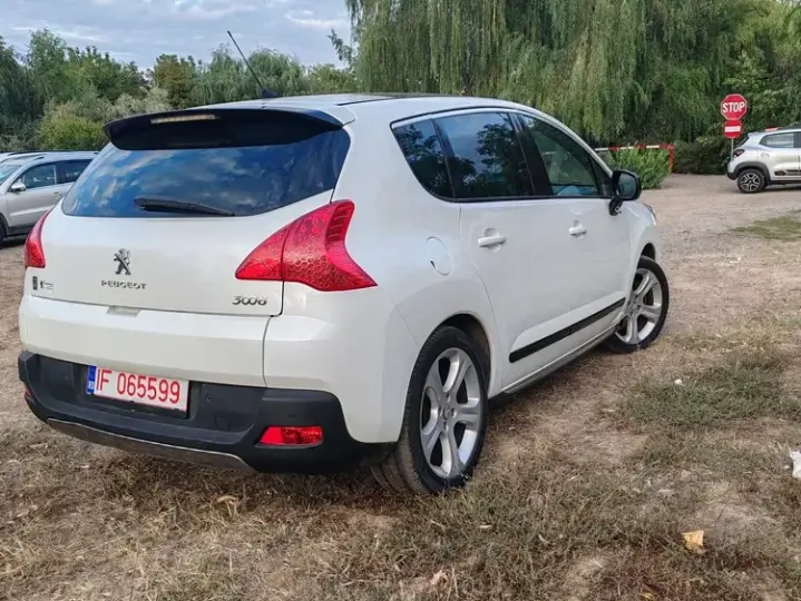Peugeot 3008 I HYbrid4