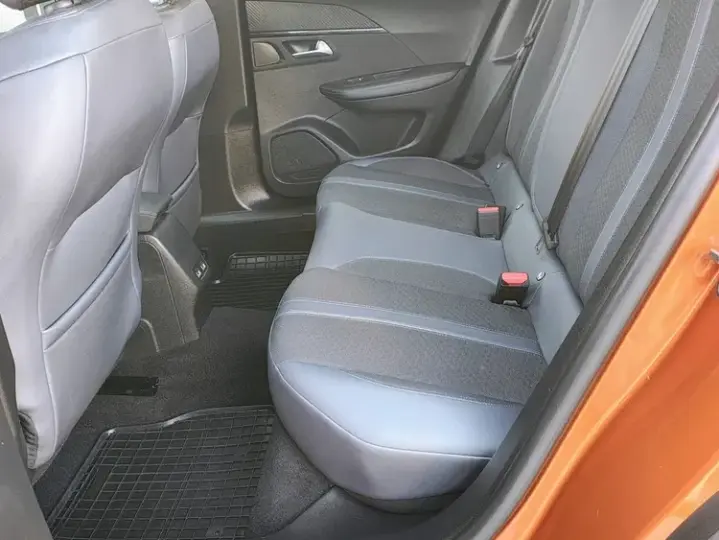 Peugeot 2008 II PureTech 100 Stop&Start Allure Pack