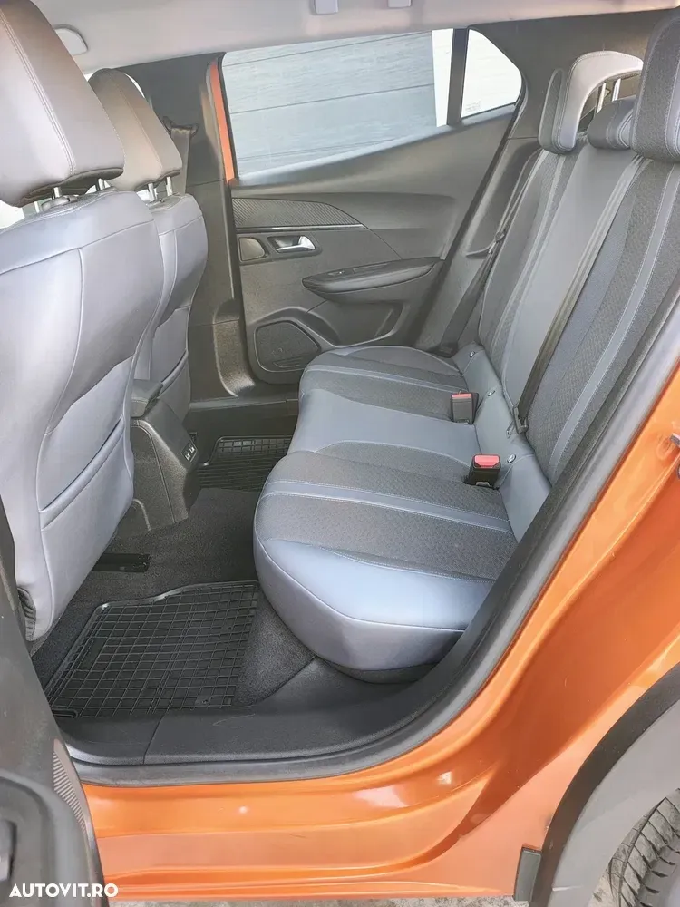 Peugeot 2008 II PureTech 100 Stop&Start Allure Pack — imagine 6