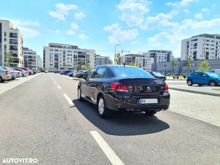 Peugeot 301 1.2 PureTech Allure