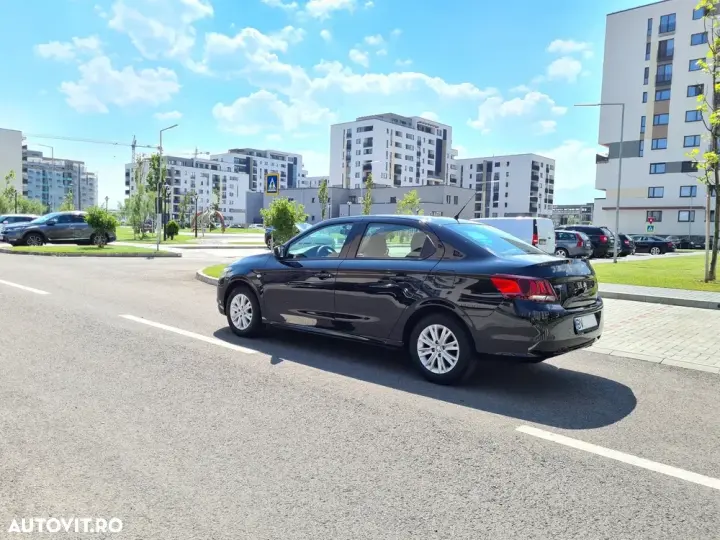 Peugeot 301 1.2 PureTech Allure