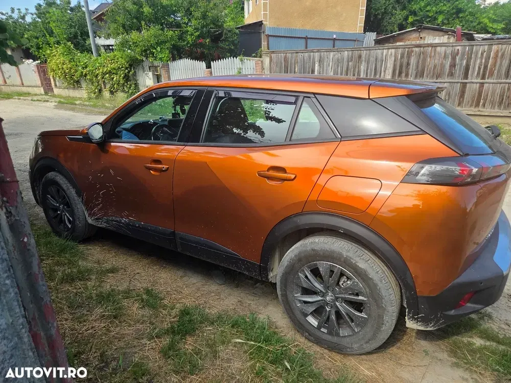 Peugeot 2008 II 1.5 BlueHDI FAP Active — imagine 3