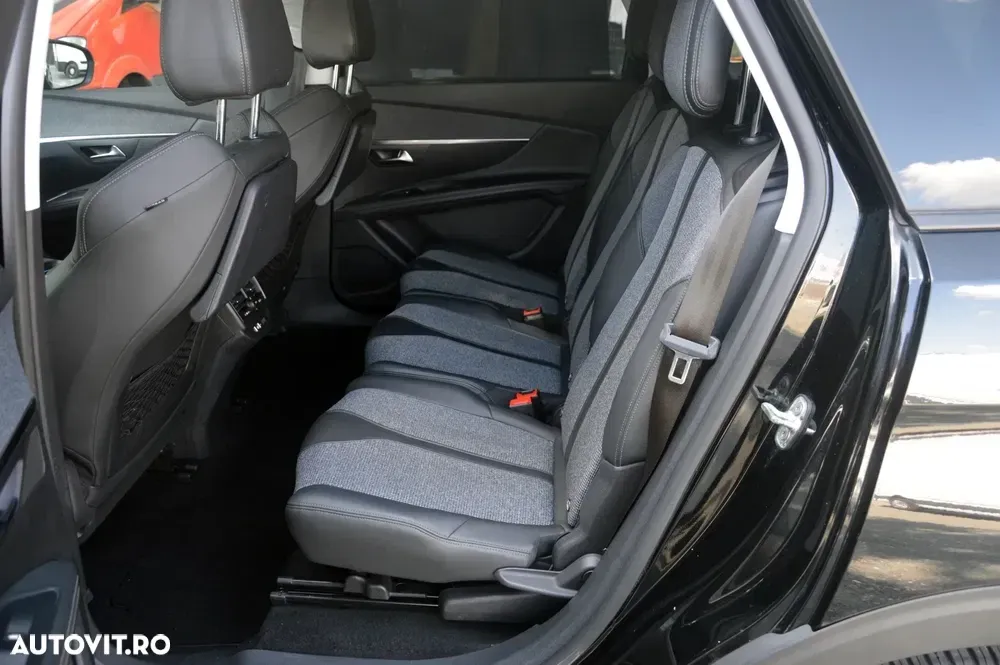 Peugeot 5008 II BlueHDI 130 EAT8 Allure — imagine 6