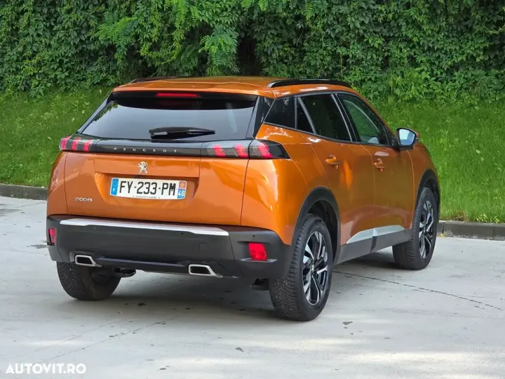 Peugeot 2008 PureTech 130 Allure Pack