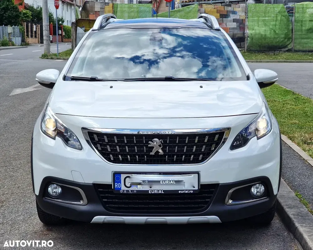 Peugeot 2008 I 1.2 PureTech EAT8 STT GT Pack — imagine 2