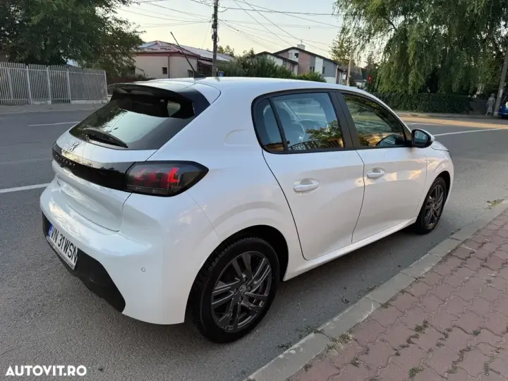 Peugeot 208 II 1.2 L PureTech STT Active Pack