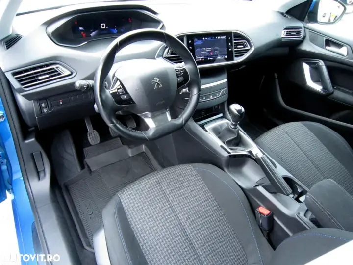 Peugeot 308 II