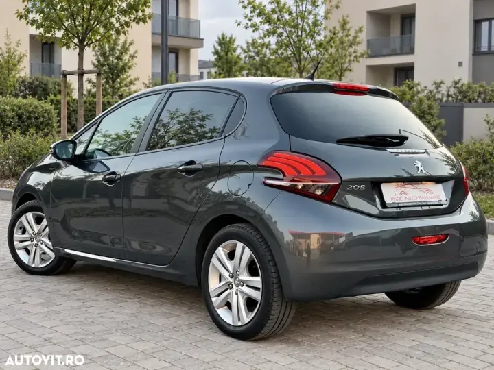 Peugeot 208 I 1.2 VTi Allure