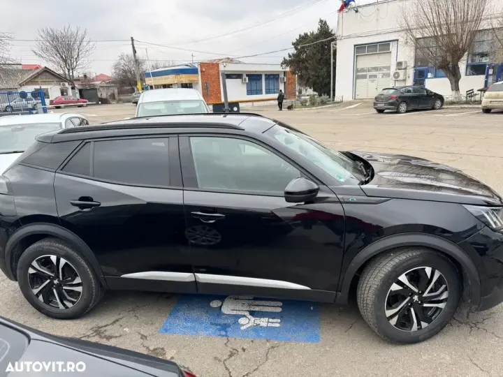 Peugeot 2008 II 136 GT