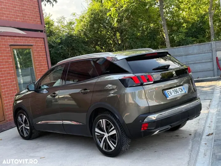 Peugeot 3008 II