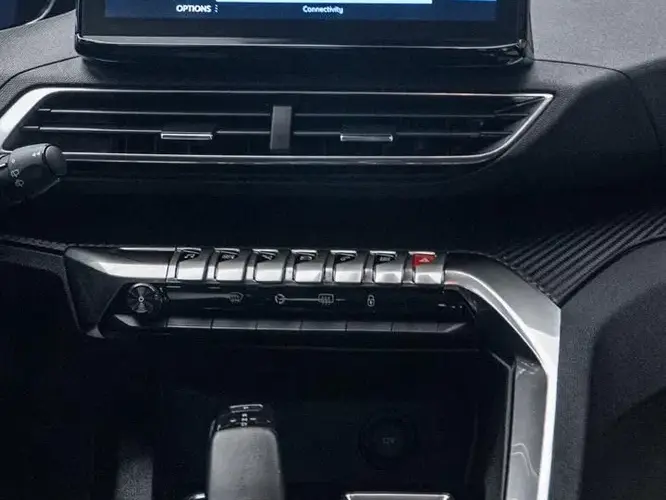 Peugeot 5008 PureTech 130 EAT8 Stop & Start Allure Pack