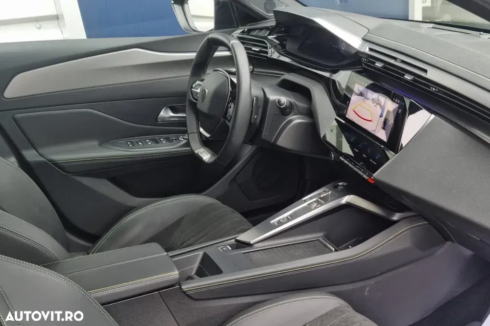 Peugeot 308 III 1.2L PureTech 130 S&S EAT8 GT — imagine 3