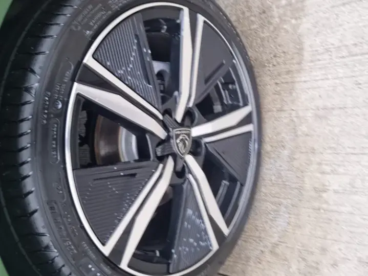 Peugeot 308 III 1.2L PureTech 130 S&S EAT8 GT