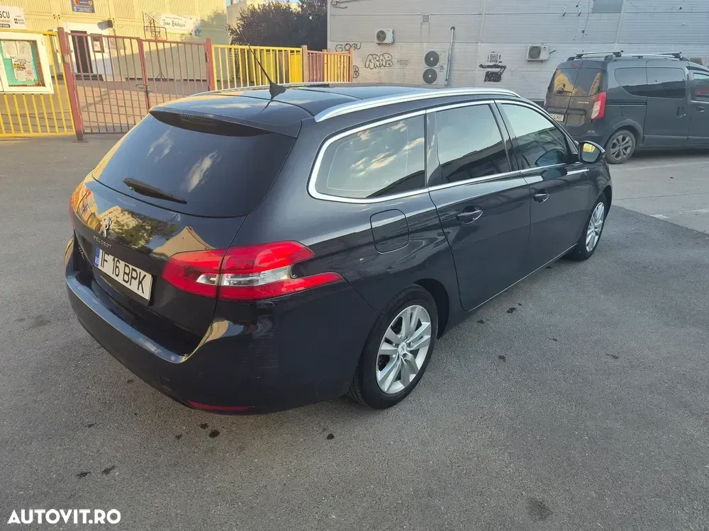 Peugeot 308 — imagine 3