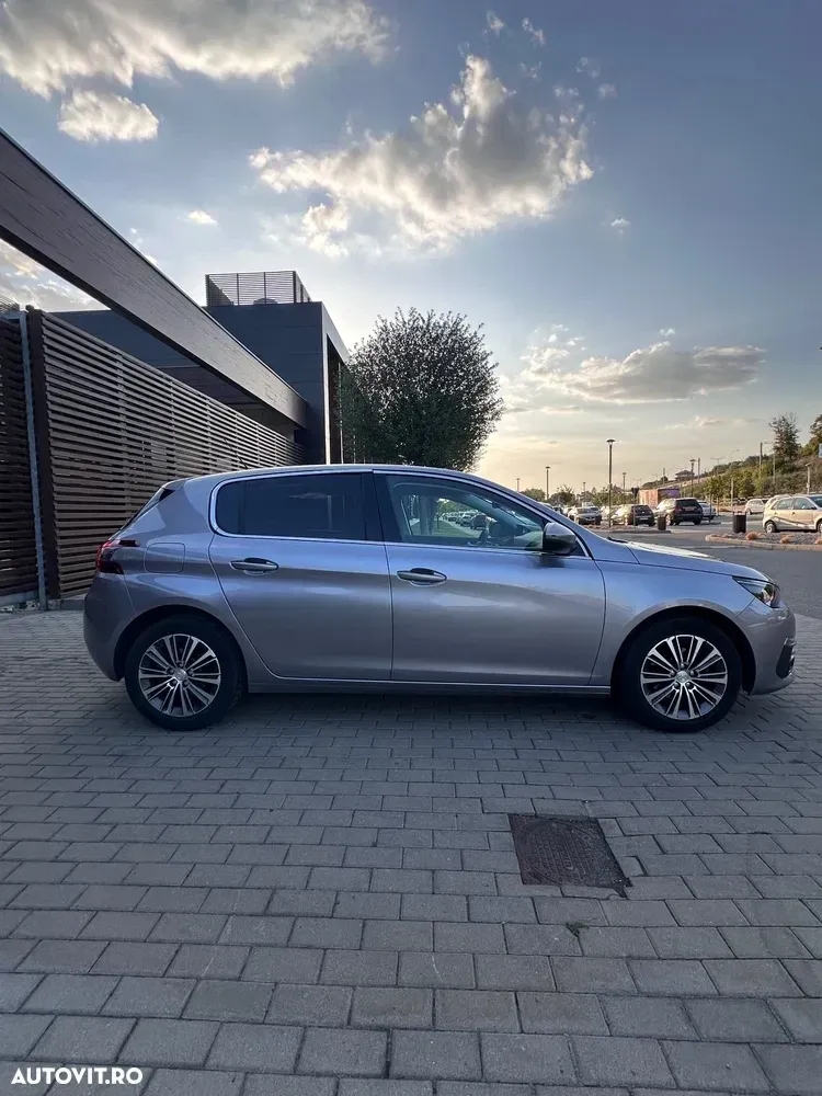 Peugeot 308 II PureTech 130 GPF EAT8 Stop & Start Allure Business-Paket — imagine 6