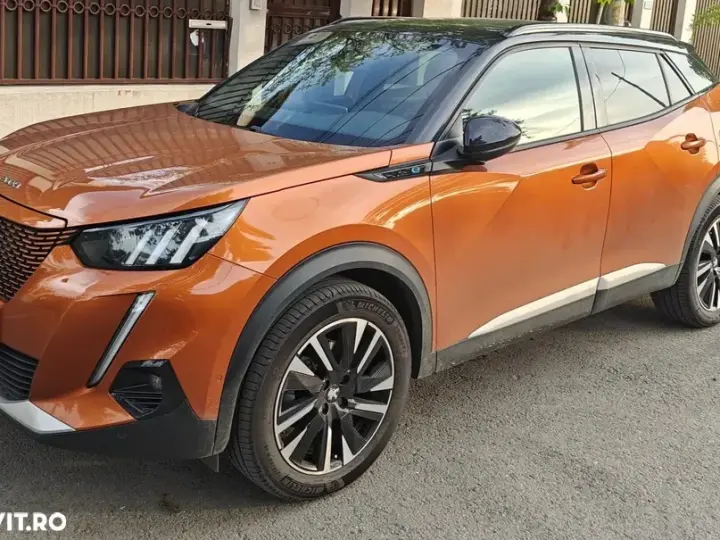 Peugeot 2008 II e-2008 GT Line