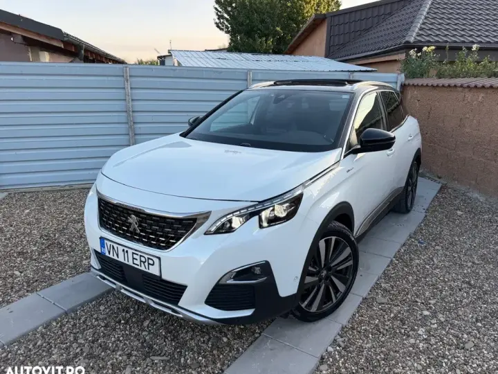 Peugeot 3008 II PHEV 300 EAT8 4X4 GT