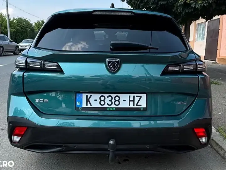 Peugeot 308 III 180 e-EAT8 Active Pack