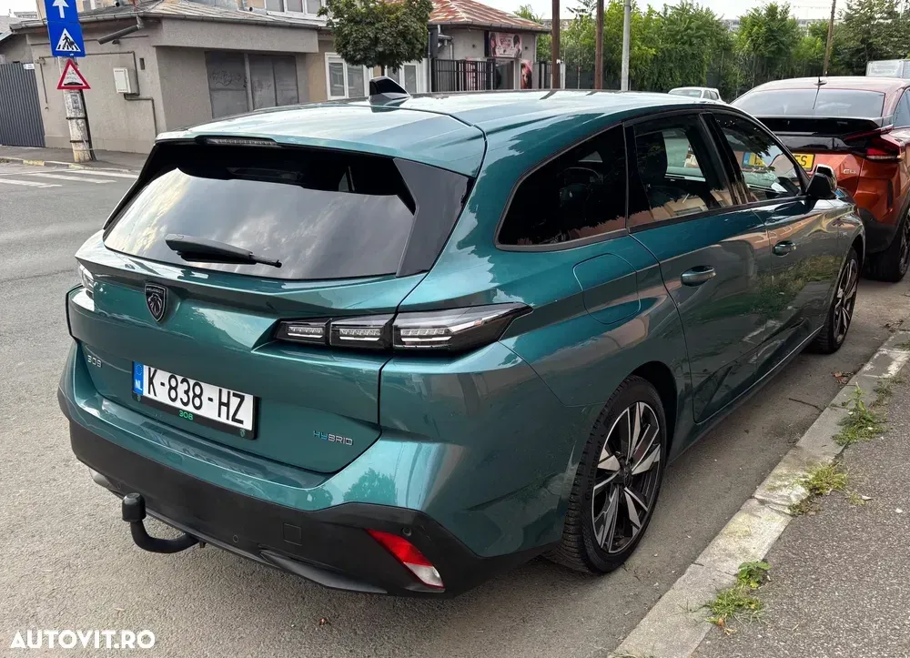 Peugeot 308 III 180 e-EAT8 Active Pack — imagine 4