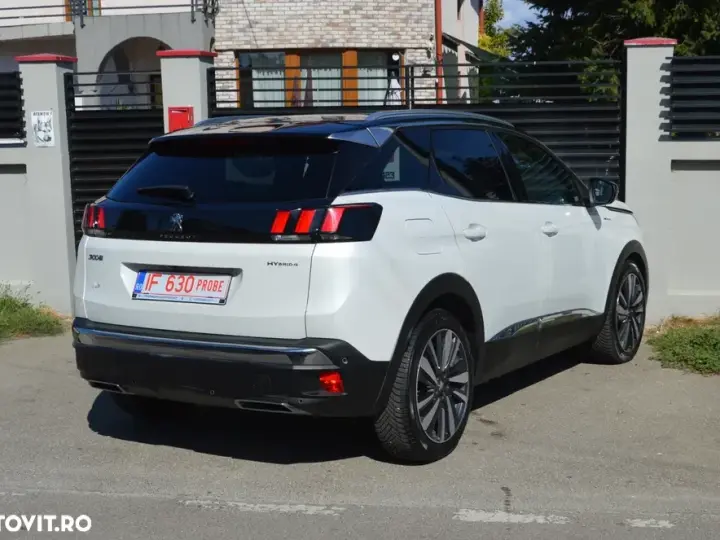 Peugeot 3008 PHEV 300 EAT8 4X4 GT