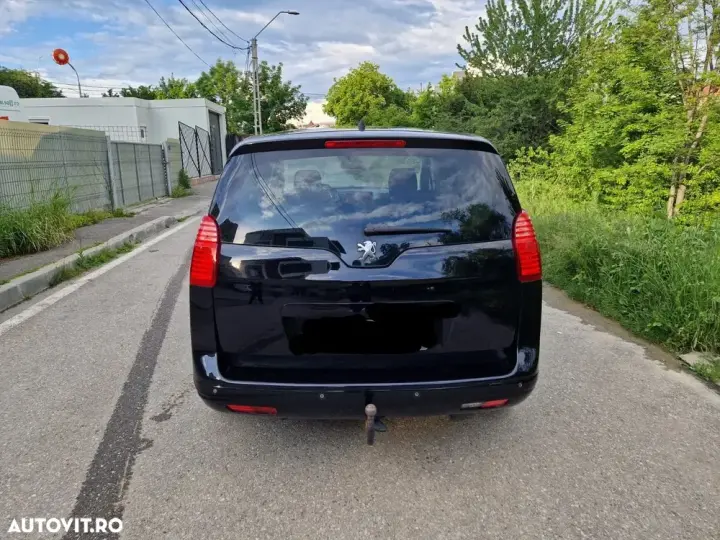Peugeot 5008 I