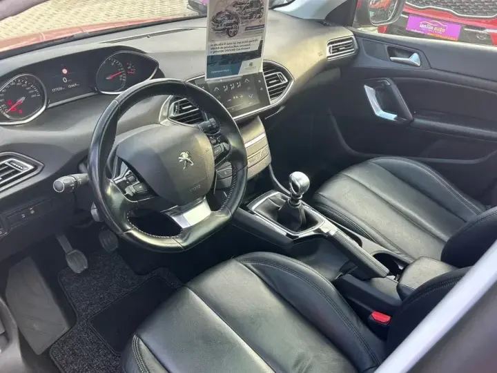 Peugeot 308 II BlueHDi 130 Stop & Start Active Business-Paket