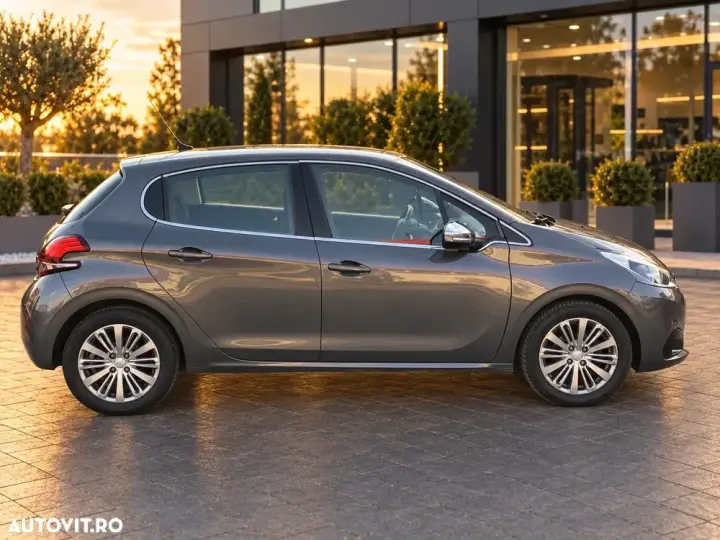 Peugeot 208 I PureTech 110 Stop & Start EAT6 Allure