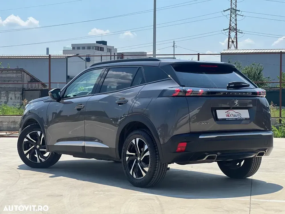 Peugeot 2008 II PureTech 130 EAT8 Allure — imagine 4