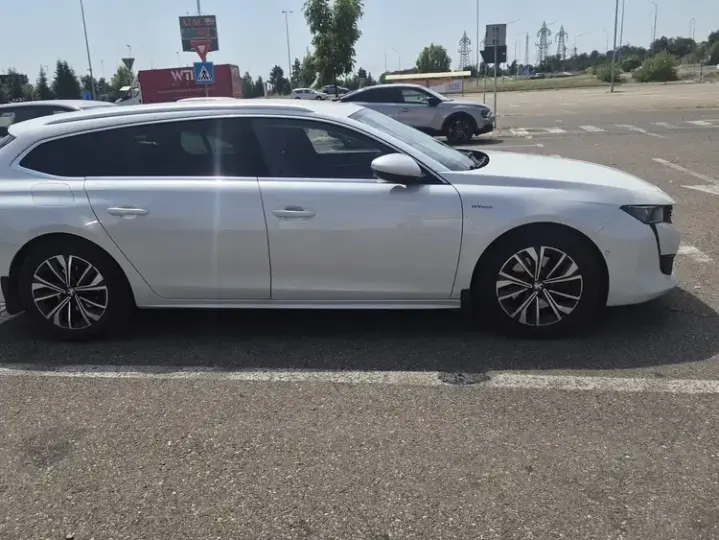 Peugeot 508 II 225 e-EAT8 Active Pack