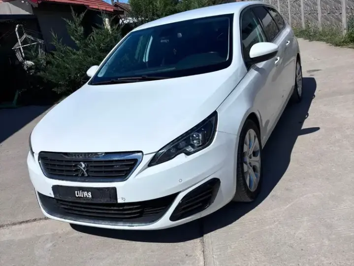 Peugeot 308 II 1.6 BlueHDi FAP STT Active Aut.