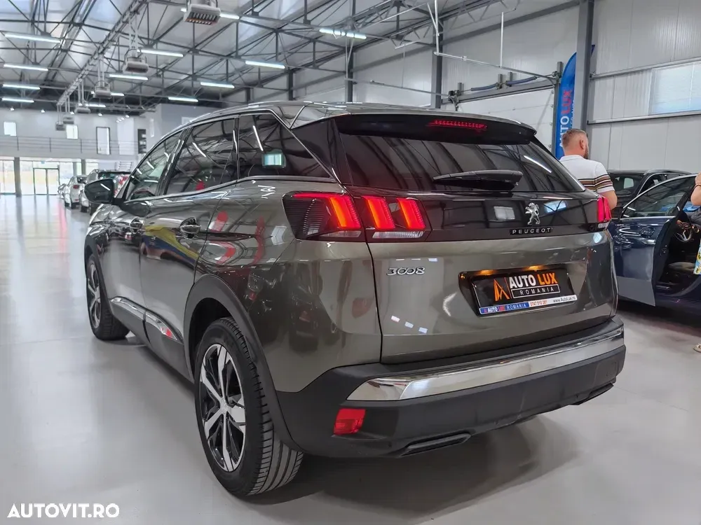 Peugeot 3008 II PureTech 130 Stop & Start EAT6 Allure — imagine 5