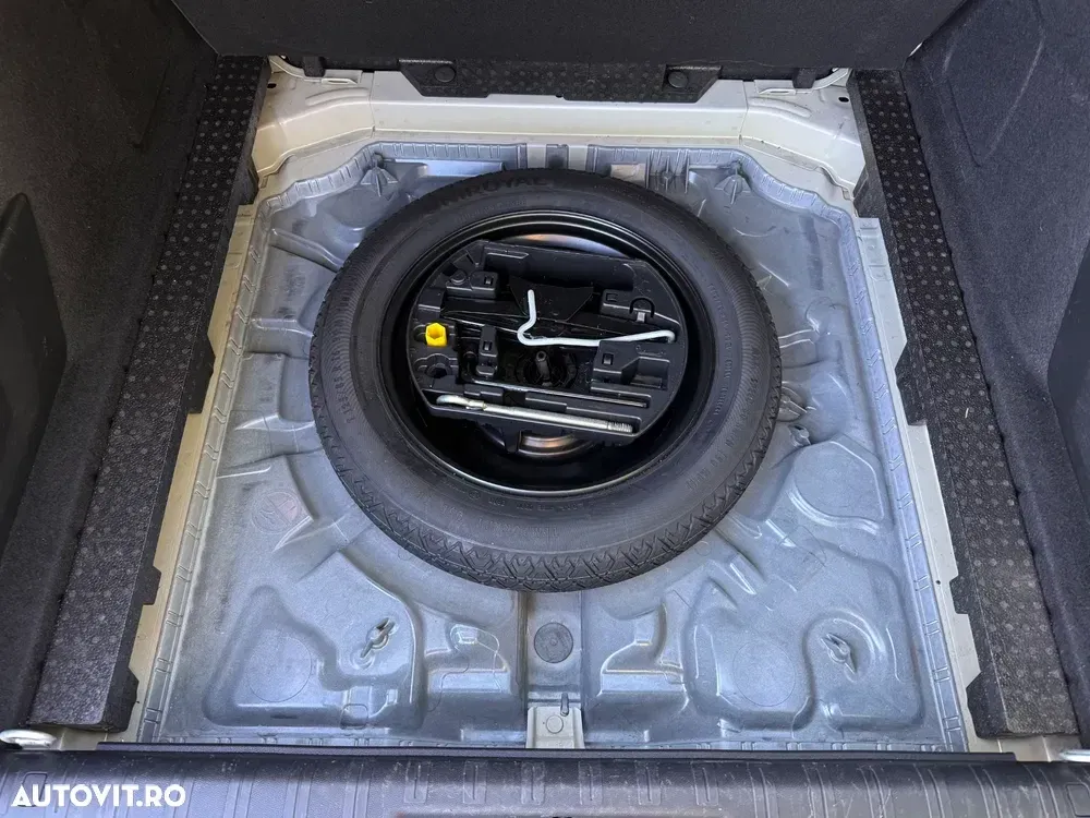 Peugeot 308 II BlueHDi FAP 130 Stop & Start Active — imagine 4