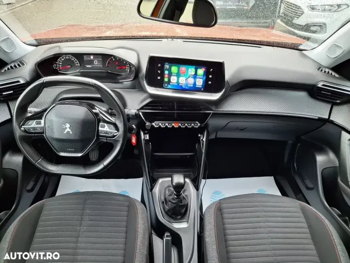 Peugeot 2008 1.2 L PureTech STT Active