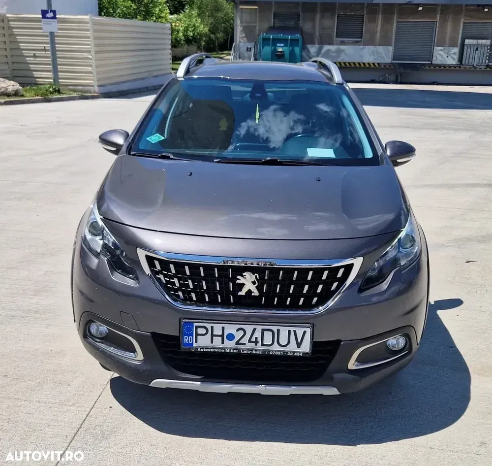 Peugeot 2008 II 1.2 PureTech Turbo S&S Allure — imagine 3
