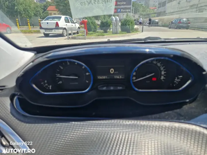 Peugeot 2008 II 1.2 PureTech Turbo S&S Allure