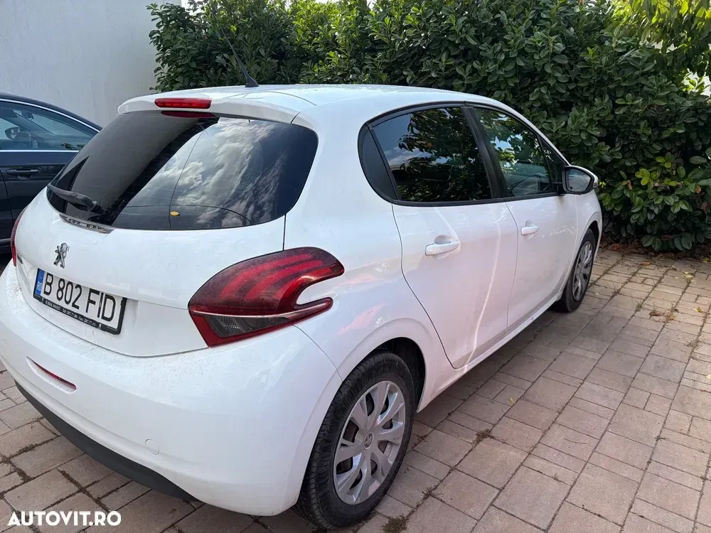 Peugeot 208 I 1.6 BlueHDi FAP Style — imagine 2