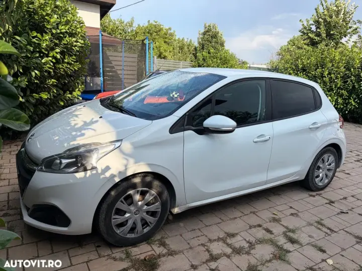 Peugeot 208 I 1.6 BlueHDi FAP Style