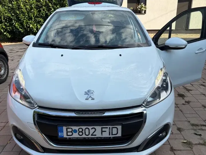 Peugeot 208 I 1.6 BlueHDi FAP Style