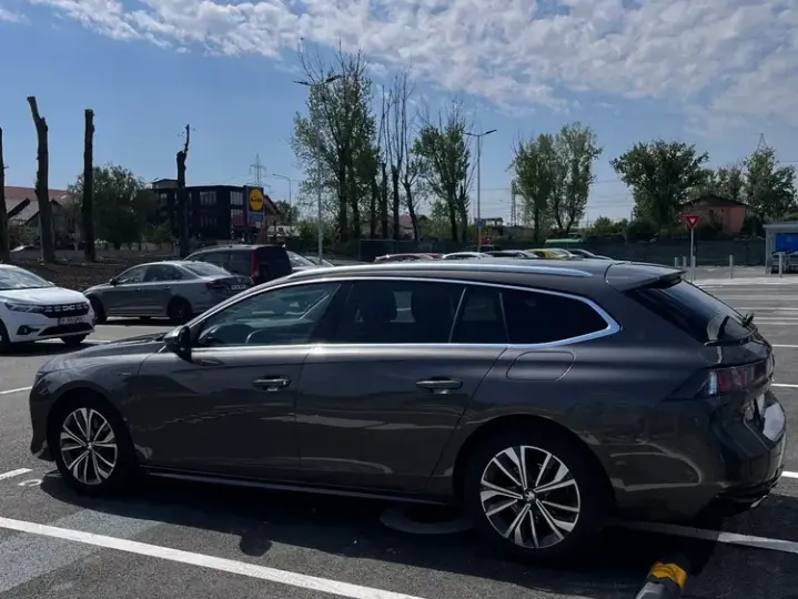 Peugeot 508 II 180 e-EAT8 Allure