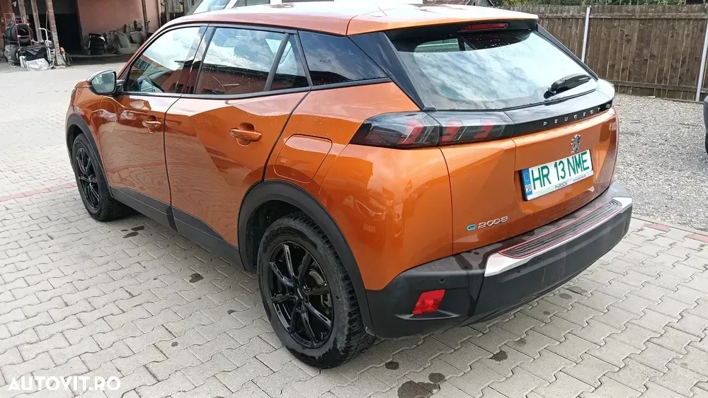 Peugeot 2008 — imagine 4