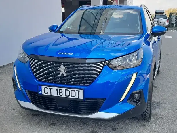 Peugeot 2008 PureTech 100 Stop&Start Allure Pack