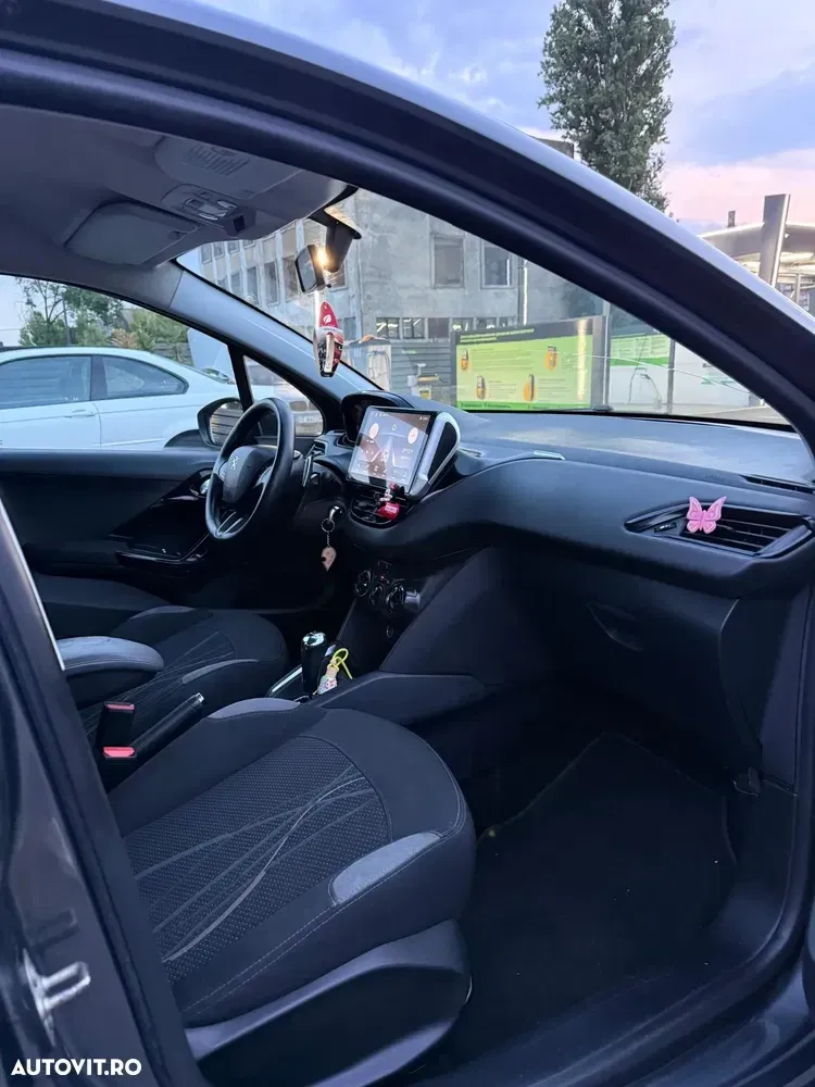 Peugeot 208 I — imagine 6