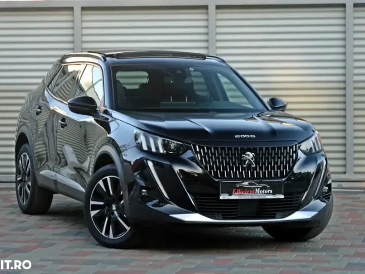 Peugeot 2008 II PureTech 130 EAT8 GT